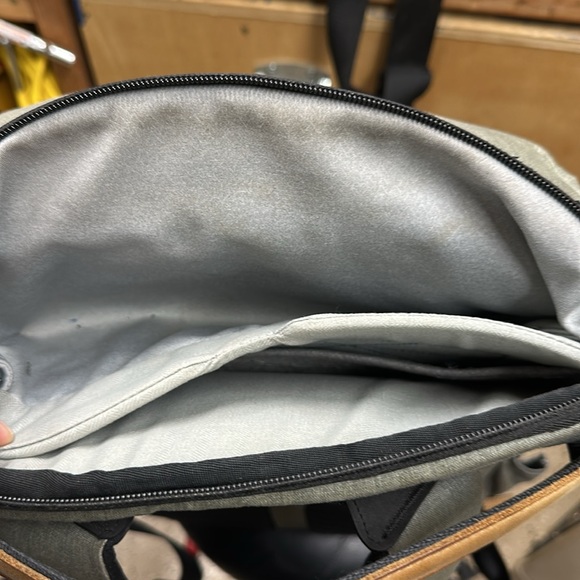 Peak Design 30L Everyday Pack - Picture 5 of 9